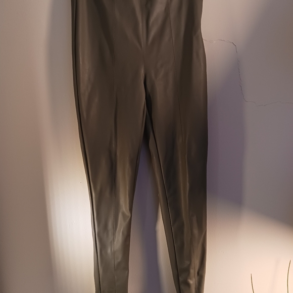 Vegan Leather Pants, BLACK, size M - Picture 2 of 3